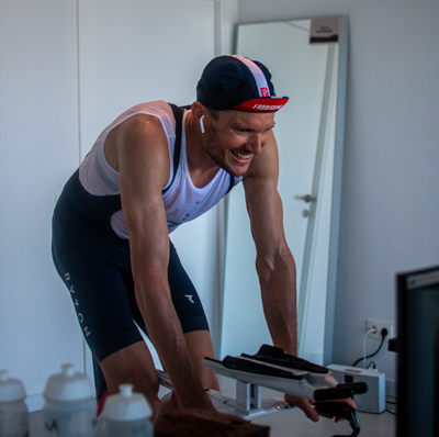 Jan Frodeno takes on a “triathlon at home”