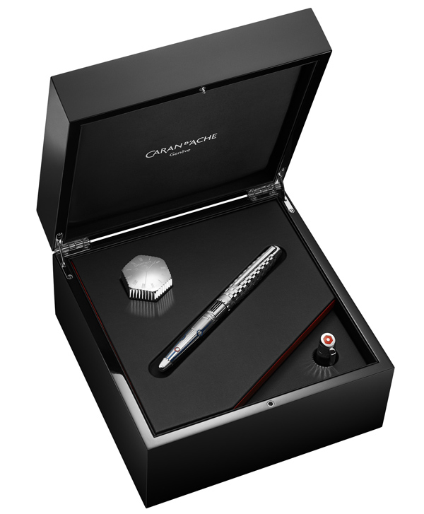 The 1010 Timekeeper limited edition fountain and roller pens