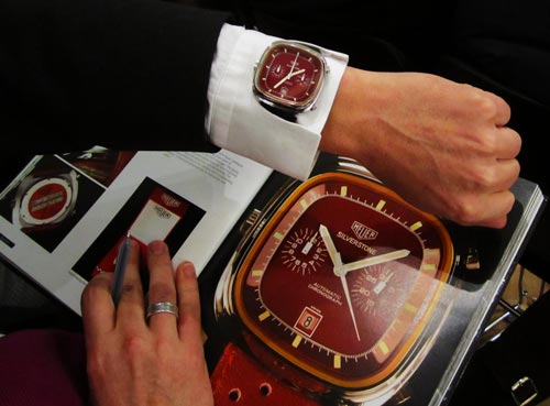 The original red Silverstone on the wrist of collector Arno Haslinger at the Haslinger Auction. © Miguel Seabra/Espiral do Tempo