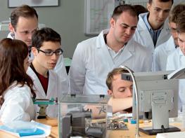 A perfect solution in an imperfect world - Watchmaking schools