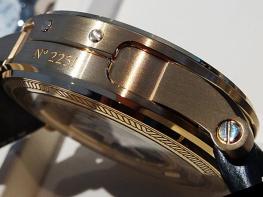 The hidden complexity of the watch case  - Tech & Tests