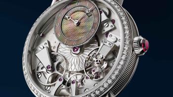 The Tradition Dame 7038 awarded by the magazine Revolution - Breguet