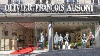 Olivier François Ausoni welcomes Bucherer to its boutique - Bucherer