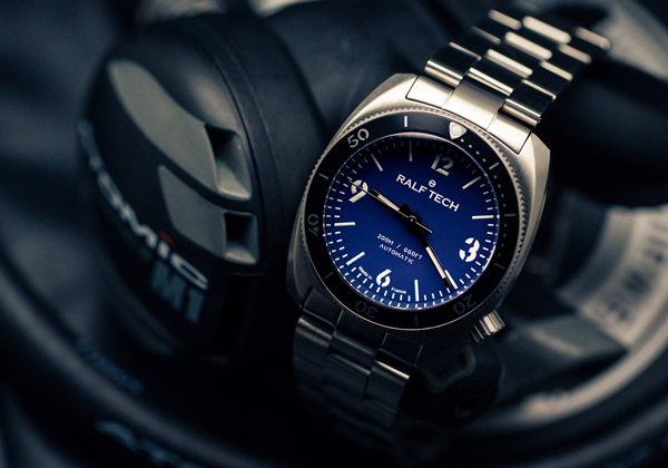 Le bracelet acier qui ne devait jamais exister (arrive enfin)