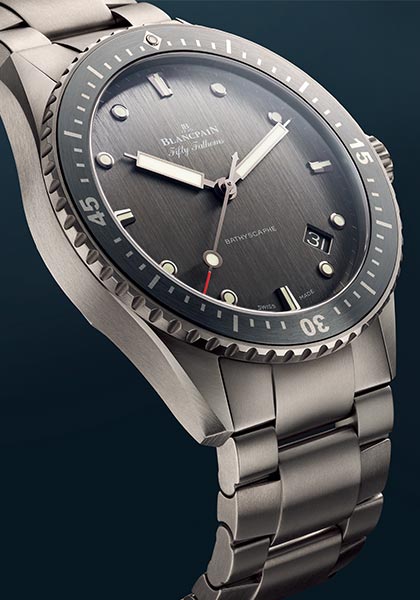 Bathyscaphe in titanium: