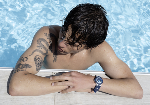 Summer Surfing with the Bulgari Aluminium Capri Editions