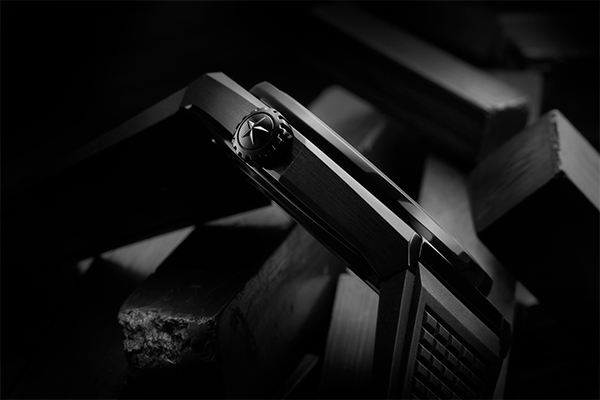Defy Classic Black Ceramic