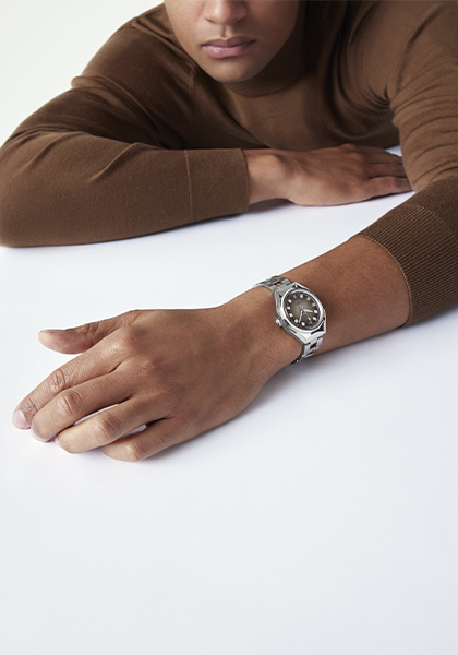 A Return To Form: Zenith Revives The Very First Defy Model From 1969
