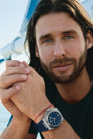 IWC_325843_0 IWC_325843_0