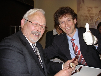 A. Lange & Söhne_327377_2