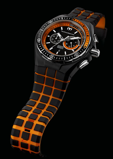 Technomarine_330621_0