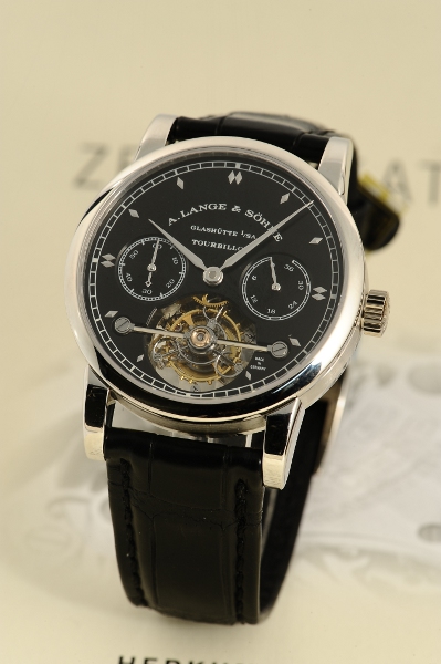 A. Lange & Söhne_332685_0
