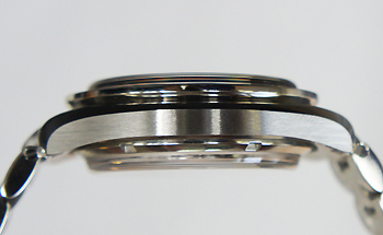 Omega_331691_1