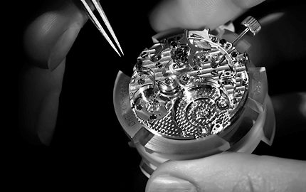 Roger Dubuis_334621_1 Roger Dubuis_334621_1