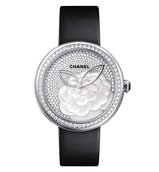 Chanel - Mademoiselle Privé Décor Camélia