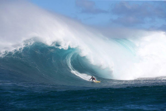 TAG Big Wave Surfing