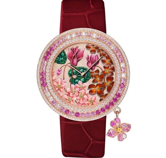 Van-cleef-arpels-Charms-Extraordinaire-Amour.jpg