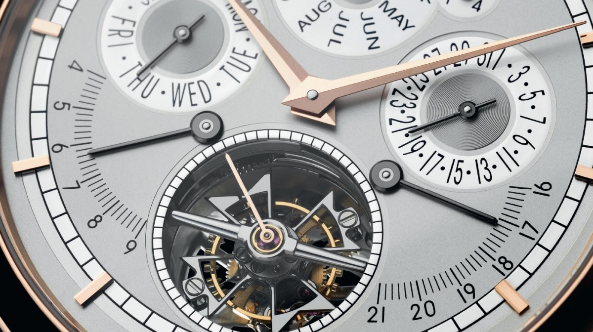Patrimony Traditionnelle Calibre 2253 | Worldtempus