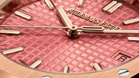 Royal Oak Selfwinding Models In 34 mm © Audemars Piguet
