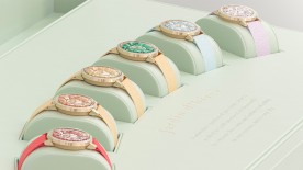 Jardin d’Hiver, un coffret édité en série limitée à 6 exemplaires renfermant 6 montres Lili Bouton en or rose et diamants dont chacun présente un cadran unique au choix en Opale rouge, Opale Fanta du Chiapas mexicain, Opale jaune du Brésil, Chrysoprase Australienne, Topaze d’Arizona et Améthyste Péruvienne... CHF 230'000 © Beauregard