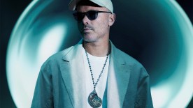Hublot Ambassador Daniel Arsham wearing the Arsham Droplet © Hublot