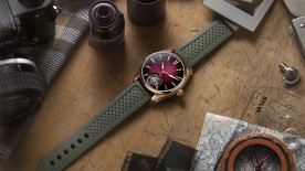 Pioneer Tourbillon Burgundy © H.Moser & Cie.
