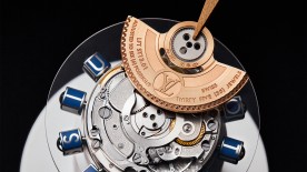 Tambour Time Spin Air Blue © Louis Vuitton