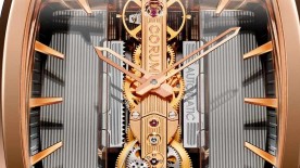 Golden Bridge Automatic - Corum