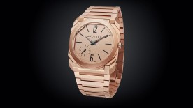 Gold and the Bulgari Octo Finissimo Automatic Sandblasted in gold - Why not...?