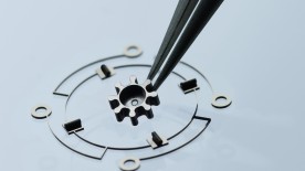 High Frequency Oscillation - De Bethune