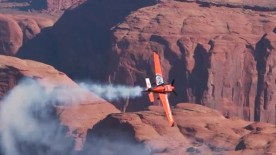 Video. Khaki Chrono Worldtimer Monument Valley  - Hamilton