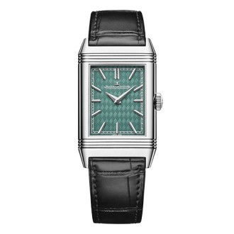 Reverso Tribute Enamel Hokusai - The waterfall at Yoshino © Jaeger-LeCoultre