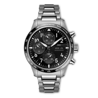 Pilot’s Watch Performance Chronograph 41 AMG © IWC Schaffhausen