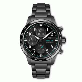 Pilot’s Watch Performance Chronograph 41 Mercedes-amg Petronas Formula Onetm Team © IWC