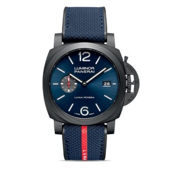 Luminor Luna Rossa Carbotech™ © Panerai