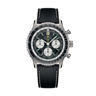 Navitimer B01 Chronographe 43 Aston Martin Aramco Formula One™ Team © Breitling