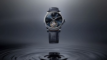 Classic Power Reserve Big Date Manufacture © Frederique Constant 
