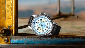 1858 Minerva Monopusher Chronograph “Blue Arrow” P.05 © Montblanc