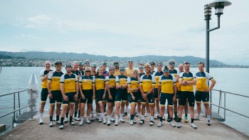 Breitling x Tortour Zurich Group Picture © Breitling