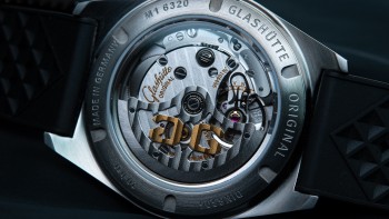 SeaQ 39.5 mm with a sapphire crystal case back © Glashütte Original