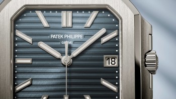 La Cubitus 7128/1G (or blanc, cadran bleu-gris) ©Patek Philippe