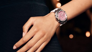 Royal Oak Offshore Selfwinding Chronograph cover © Audemars Piguet
