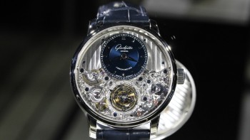 Une cage de tourbillon qui perpétue une tradition article cover 