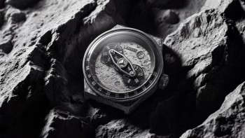 Titan Wandering Meteor © Titan