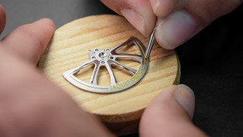 Tourbillon Ceramic Plasma - Oberalp Craftsmanship © Jaquet Droz