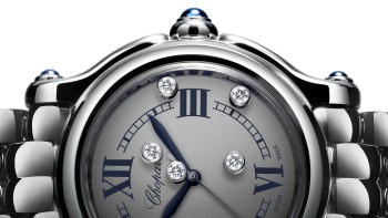 Happy Sport The First in Lucent Steel™, featuring five happy diamonds part of the 'Happy Diamonds' collection © 