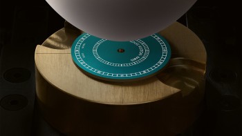 Louis Vuitton Monterey Green Ceramic Dial © Louis Vuitton