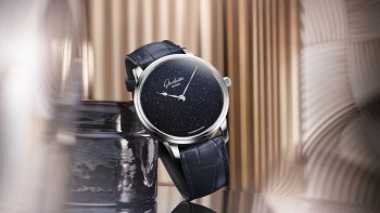 Senator Aventurine with deep blue aventurine glass dial © Glashütte Original