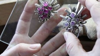 1,500 students at school - Van Cleef & Arpels