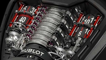 A 2013 vintage year in carbon and Ferrari red - Hublot